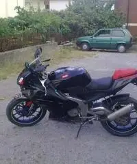 Moto aprilia 125