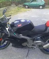 Moto aprilia 125 - 2