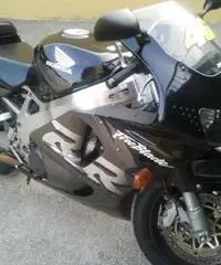 Vendo Honda CBR - 2