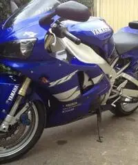 Yamaha r1 1998 - 6