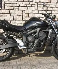 YAMAHA FZ6