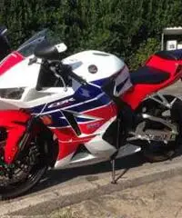 Honda CBR600RR 2012 con carene 2013 - 3