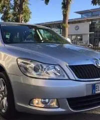 SKODA Octavia 1.6 TDI CR F.AP. Wagon Ambition - 2