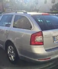 SKODA Octavia 1.6 TDI CR F.AP. Wagon Ambition - 4