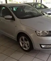 SKODA Rapid Spaceback 1.6 TDI CR 105 CV Ambition - 2