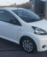 TOYOTA Aygo 1.0 12V VVT-i Connect Navi!