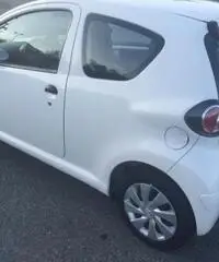 TOYOTA Aygo 1.0 12V VVT-i Connect Navi! - 6