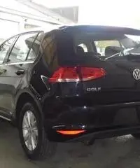 Volkswagen Golf 1.6 TDI 5p BlueMotion AZIENDALE COME NUOVA 9000KM! - 4