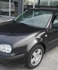 Volkswagen Golf 1.9 tdi 3p