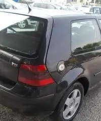 Volkswagen Golf 1.9 tdi 3p - 3