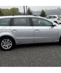 VOLKSWAGEN Passat Var. 1.6 TDI Comfortline BM.Tech. - 9