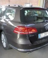 VOLKSWAGEN Passat Variant Var. Bs. 2.0 TDI DSG High. BMT - 3