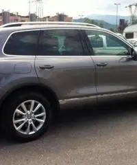 Volkswagen Touareg 3.0 TDI tiptronic BlueMotion Tec - 6