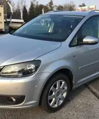 VOLKSWAGEN Touran 1.6 TDI 105CV LIFE NAVI/PARK ASSIST - 2