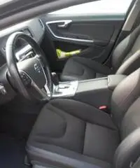 Volvo S60 D3 Geartronic Momentum - AZIENDALE - 3