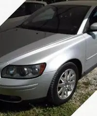 Volvo v50 - 2007