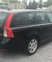 VOLVO V50 D2 POLAR N1 - 6