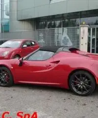 ALFA ROMEO 4C 1750 TBi Spider - 5