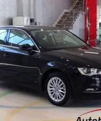 AUDI A3 SPORTBACK 1.6 TDI AMBIENTE AUTOMATICA - 9