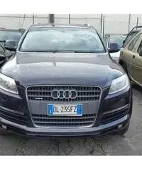 AUDI Q7 3.0 V6 TDI 233CV quattro tiptronic - 2