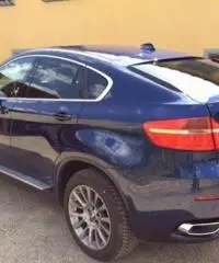 BMW X6 xDrive40d Futura - 2