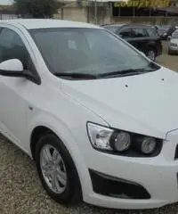 CHEVROLET Aveo 1.2 86CV 5 porte LT solo 46.000 Km - 3