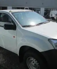 ISUZU D-Max 2.5 Crew Cab Satellite 4WD