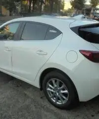 MAZDA 3 1.5 105 CV Skyactiv-D *KM ZERO* Evolve - 8