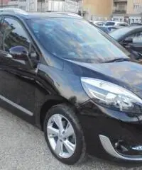 RENAULT Scenic 1.5 dCi 110CV 7 POSTI - 3