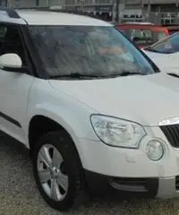 SKODA Yeti 1.2 TSI Experience *solo 57.000 Km* - 3