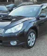 SUBARU OUTBACK 2.0D Trend *TAGLIANDI SUBARU*