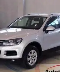 VOLKSWAGEN TOUAREG 3.0 V6 TDI BLUEMOTION 245 CV