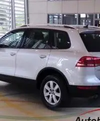 VOLKSWAGEN TOUAREG 3.0 V6 TDI BLUEMOTION 245 CV - 3