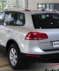 VOLKSWAGEN TOUAREG 3.0 V6 TDI BLUEMOTION 245 CV - 10