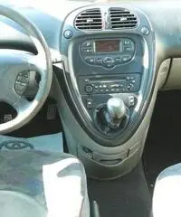 CITROEN Xsara Picasso 2.0 HDi - 9