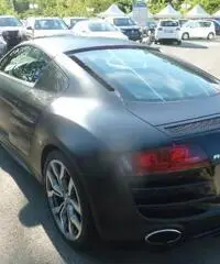 AUDI R8 5.2 V10 FSI quattro R tronic - 4