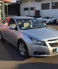 CHEVROLET Cruze 2.0 Diesel 150CV 4 porte LT - 3