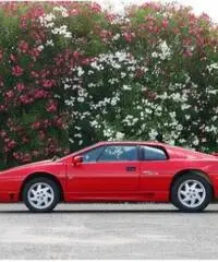 Lotus Esprit - 4