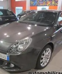 ALFA ROMEO Giulietta 1.6 JTDm-2 105 CV Distinctive