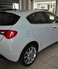 ALFA ROMEO Giulietta 1.6 JTDm-2 105 CV Distinctive - 7