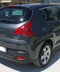 PEUGEOT 3008 1.6 HDi 110CV Premium - 2