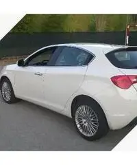 ALFA ROMEO Giulietta - 2012 - 2