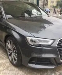 AUDI A3 SPB 2.0 TDI quattro Sport - 4