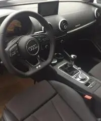 AUDI A3 SPB 2.0 TDI quattro Sport - 8