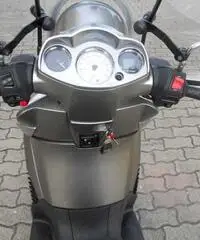 Aprilia Scarabeo 300 s del 2011 con 7113km. COME NUOVA - 5