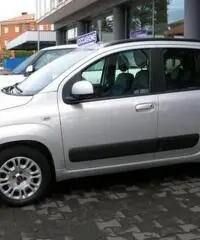 FIAT Panda 1.2 Lounge 5posti 04'15 Km 12700 - 2