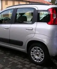 FIAT Panda 1.2 Lounge 5posti 04'15 Km 12700 - 3