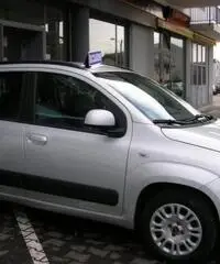 FIAT Panda 1.2 Lounge 5posti 04'15 Km 12700 - 6