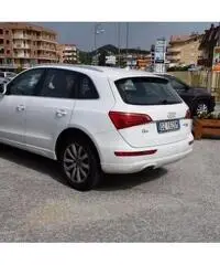 AUDI Q5 2.0 TDI 170 CV quattro - 4