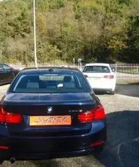 BMW 320 d Efficient Dynamics - 4